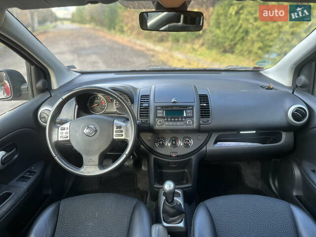 Красный Ниссан Ноут, объемом двигателя 1.4 л и пробегом 190 тыс. км за 5499 $, фото 7 на Automoto.ua