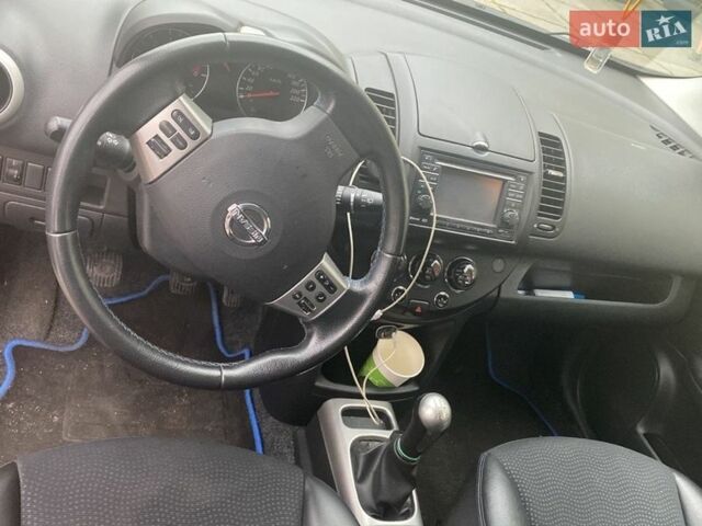 Червоний Ніссан Ноут, об'ємом двигуна 1.5 л та пробігом 320 тис. км за 7800 $, фото 9 на Automoto.ua