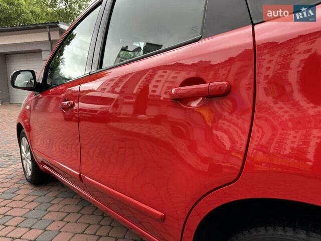 Ніссан Ноут 2012 у Івано-Франківську на Automoto.ua Червоний Ніссан Ноут, об'ємом двигуна 1.6 л та пробігом 152 тис. км за 8150 $, фото 48 на Automoto.ua
