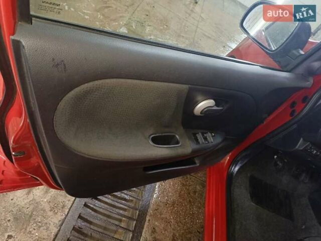 Красный Ниссан Ноут, объемом двигателя 1.5 л и пробегом 365 тыс. км за 7777 $, фото 7 на Automoto.ua