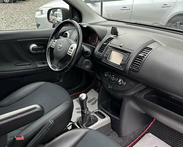 Красный Ниссан Ноут, объемом двигателя 1.5 л и пробегом 280 тыс. км за 5950 $, фото 12 на Automoto.ua