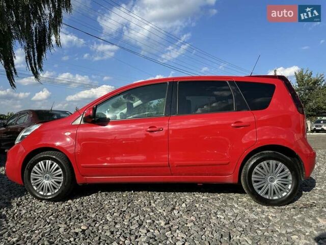 Красный Ниссан Ноут, объемом двигателя 1.5 л и пробегом 280 тыс. км за 6200 $, фото 2 на Automoto.ua
