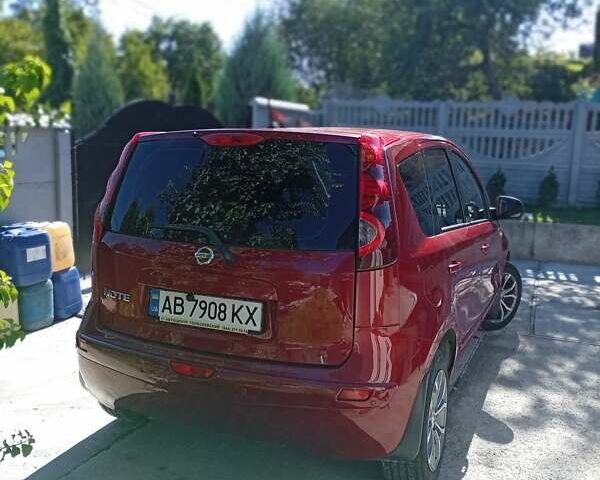 Червоний Ніссан Ноут, об'ємом двигуна 1.6 л та пробігом 85 тис. км за 9600 $, фото 4 на Automoto.ua