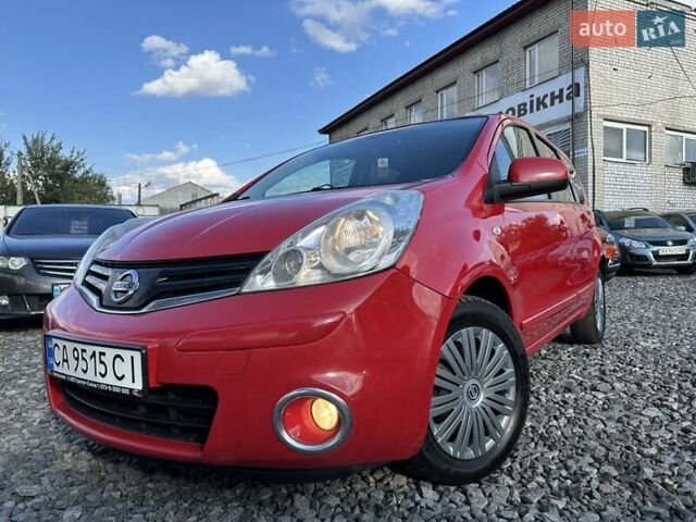 Красный Ниссан Ноут, объемом двигателя 1.5 л и пробегом 280 тыс. км за 6200 $, фото 4 на Automoto.ua