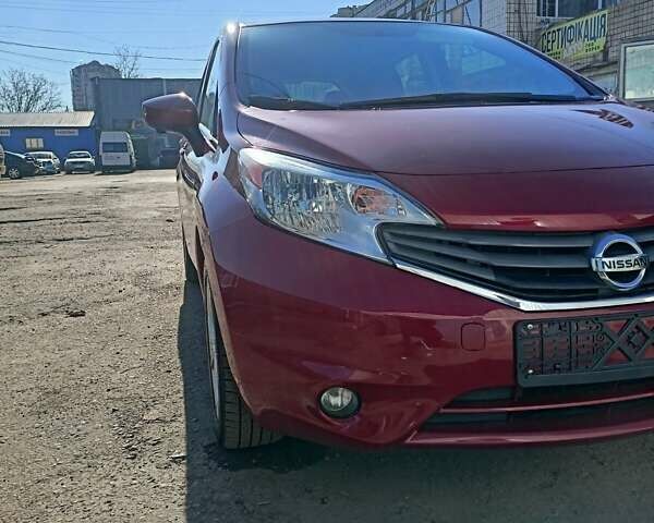 Червоний Ніссан Ноут, об'ємом двигуна 0 л та пробігом 179 тис. км за 8000 $, фото 1 на Automoto.ua