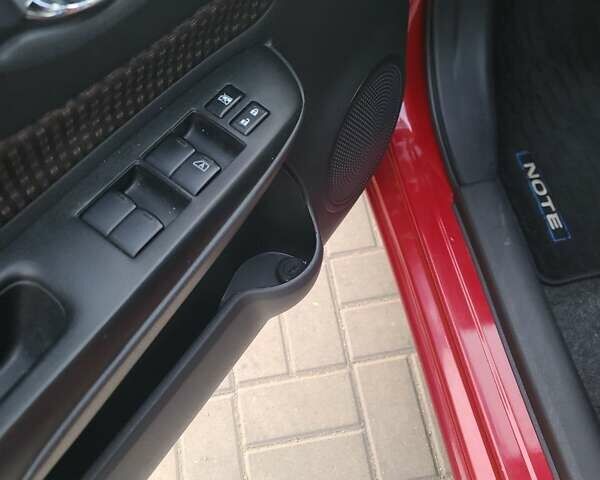 Ніссан Ноут 2017 у Дніпро (Дніпропетровську) на Automoto.ua Червоний Ніссан Ноут, об'ємом двигуна 1.2 л та пробігом 51 тис. км за 12000 $, фото 13 на Automoto.ua
