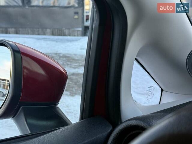 Красный Ниссан Ноут, объемом двигателя 1.2 л и пробегом 50 тыс. км за 12900 $, фото 29 на Automoto.ua