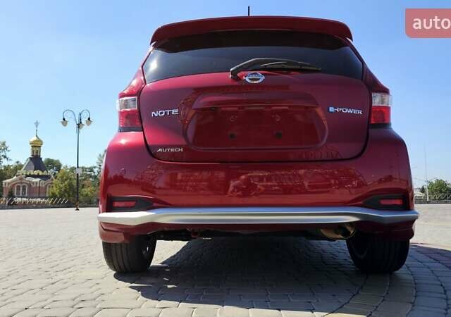 Красный Ниссан Ноут, объемом двигателя 1.2 л и пробегом 78 тыс. км за 13500 $, фото 31 на Automoto.ua