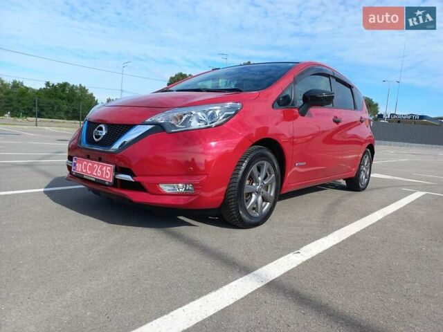 Красный Ниссан Ноут, объемом двигателя 1.2 л и пробегом 72 тыс. км за 12700 $, фото 1 на Automoto.ua