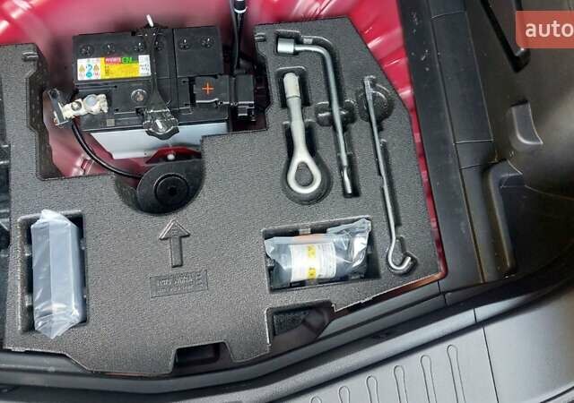 Червоний Ніссан Ноут, об'ємом двигуна 1.2 л та пробігом 58 тис. км за 11950 $, фото 41 на Automoto.ua