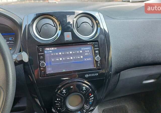 Червоний Ніссан Ноут, об'ємом двигуна 1.2 л та пробігом 58 тис. км за 11950 $, фото 45 на Automoto.ua
