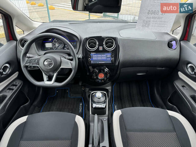 Красный Ниссан Ноут, объемом двигателя 1.2 л и пробегом 22 тыс. км за 12690 $, фото 23 на Automoto.ua