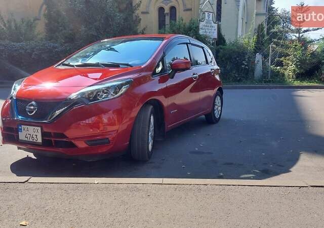 Червоний Ніссан Ноут, об'ємом двигуна 1.2 л та пробігом 58 тис. км за 11950 $, фото 24 на Automoto.ua