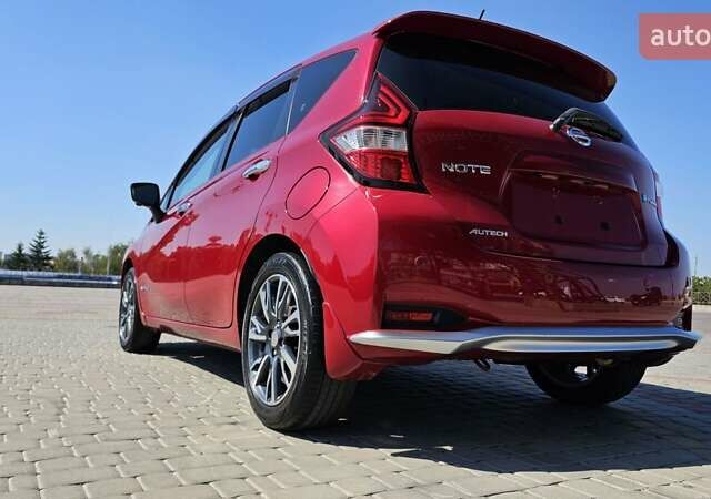 Красный Ниссан Ноут, объемом двигателя 1.2 л и пробегом 78 тыс. км за 13500 $, фото 22 на Automoto.ua