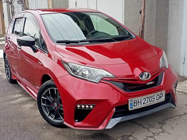 Красный Ниссан Ноут, объемом двигателя 1.2 л и пробегом 80 тыс. км за 15500 $, фото 2 на Automoto.ua