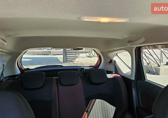 Красный Ниссан Ноут, объемом двигателя 1.2 л и пробегом 78 тыс. км за 13500 $, фото 52 на Automoto.ua