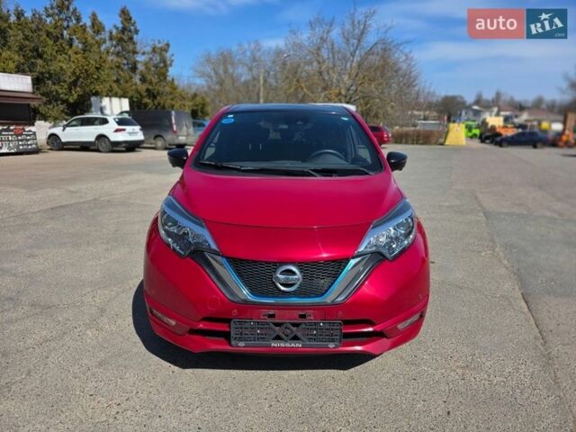 Красный Ниссан Ноут, объемом двигателя 1.2 л и пробегом 63 тыс. км за 13500 $, фото 1 на Automoto.ua