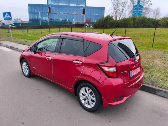 Червоний Ніссан Ноут, об'ємом двигуна 1.2 л та пробігом 80 тис. км за 13400 $, фото 6 на Automoto.ua