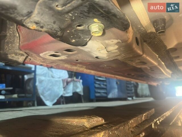 Красный Ниссан Ноут, объемом двигателя 1.2 л и пробегом 30 тыс. км за 13500 $, фото 62 на Automoto.ua
