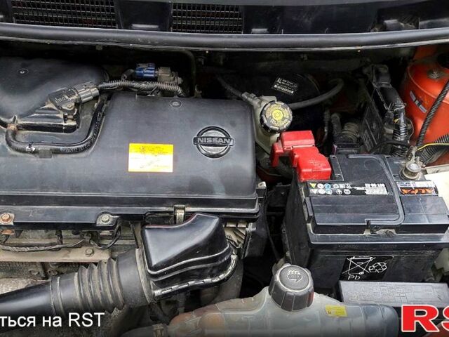Червоний Ніссан Ноут, об'ємом двигуна 1.4 л та пробігом 322 тис. км за 3900 $, фото 10 на Automoto.ua