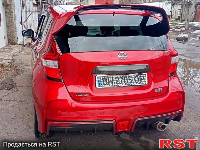 Красный Ниссан Ноут, объемом двигателя 1.2 л и пробегом 80 тыс. км за 12900 $, фото 18 на Automoto.ua