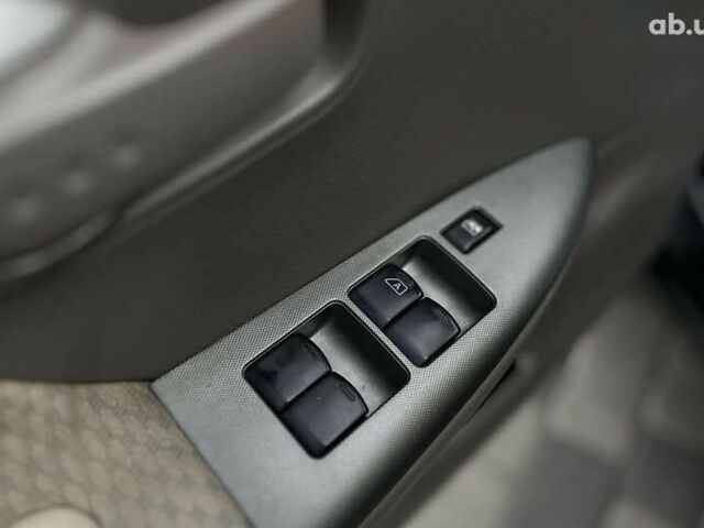 Ніссан Ноут, об'ємом двигуна 1.6 л та пробігом 315 тис. км за 5300 $, фото 12 на Automoto.ua