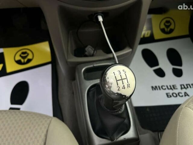 Ніссан Ноут, об'ємом двигуна 1.6 л та пробігом 315 тис. км за 5300 $, фото 15 на Automoto.ua