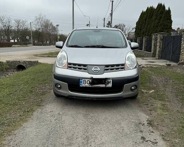 Ніссан Ноут, об'ємом двигуна 1.6 л та пробігом 230 тис. км за 6300 $, фото 3 на Automoto.ua