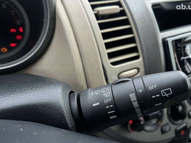 Ніссан Ноут, об'ємом двигуна 1.6 л та пробігом 315 тис. км за 5300 $, фото 19 на Automoto.ua