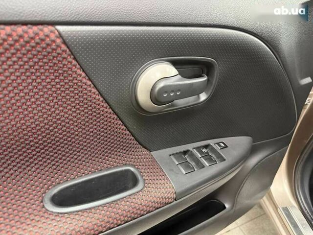 Ниссан Ноут, объемом двигателя 1.4 л и пробегом 179 тыс. км за 5490 $, фото 16 на Automoto.ua