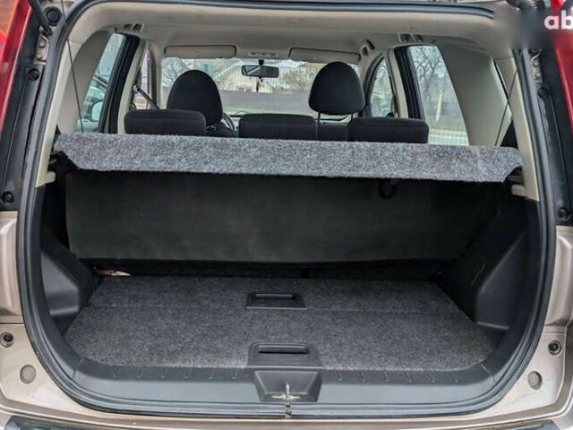 Ниссан Ноут, объемом двигателя 1.6 л и пробегом 246 тыс. км за 6999 $, фото 12 на Automoto.ua