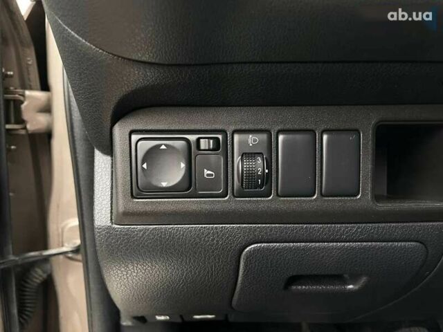 Ниссан Ноут, объемом двигателя 1.4 л и пробегом 179 тыс. км за 5190 $, фото 17 на Automoto.ua