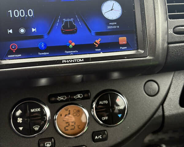 Ниссан Ноут, объемом двигателя 1.6 л и пробегом 189 тыс. км за 6400 $, фото 39 на Automoto.ua