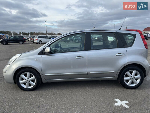 Ниссан Ноут, объемом двигателя 1.6 л и пробегом 260 тыс. км за 6300 $, фото 4 на Automoto.ua