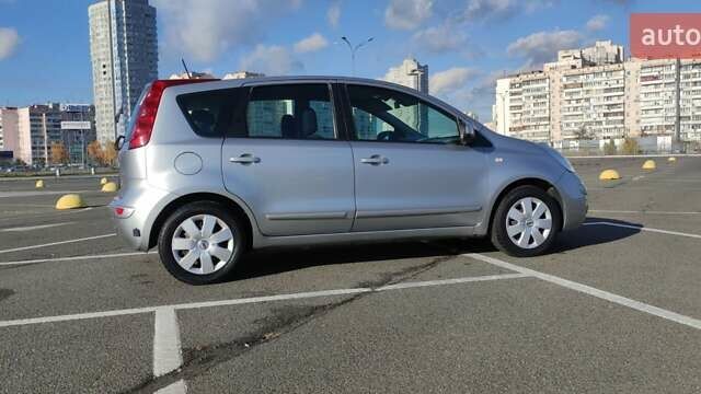 Ниссан Ноут, объемом двигателя 1.4 л и пробегом 215 тыс. км за 5100 $, фото 4 на Automoto.ua