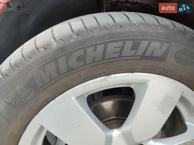 Ниссан Ноут, объемом двигателя 1.6 л и пробегом 247 тыс. км за 4900 $, фото 31 на Automoto.ua