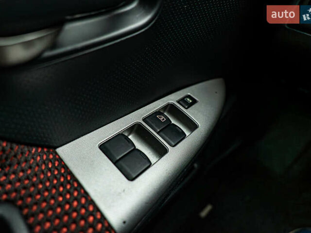 Ниссан Ноут, объемом двигателя 1.6 л и пробегом 120 тыс. км за 6880 $, фото 15 на Automoto.ua