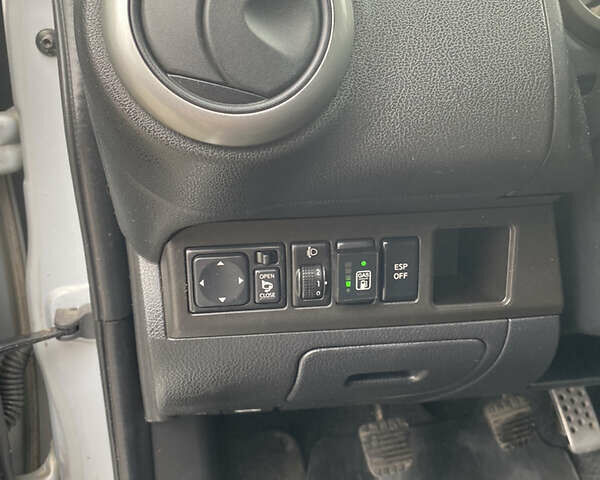 Ніссан Ноут, об'ємом двигуна 1.6 л та пробігом 198 тис. км за 5500 $, фото 9 на Automoto.ua