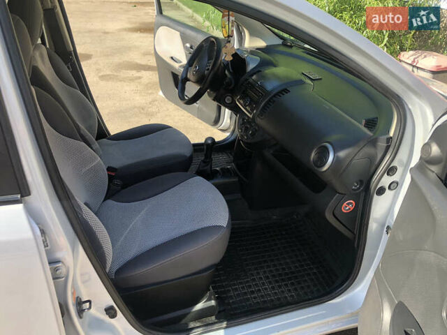 Ніссан Ноут, об'ємом двигуна 1.4 л та пробігом 204 тис. км за 4900 $, фото 14 на Automoto.ua