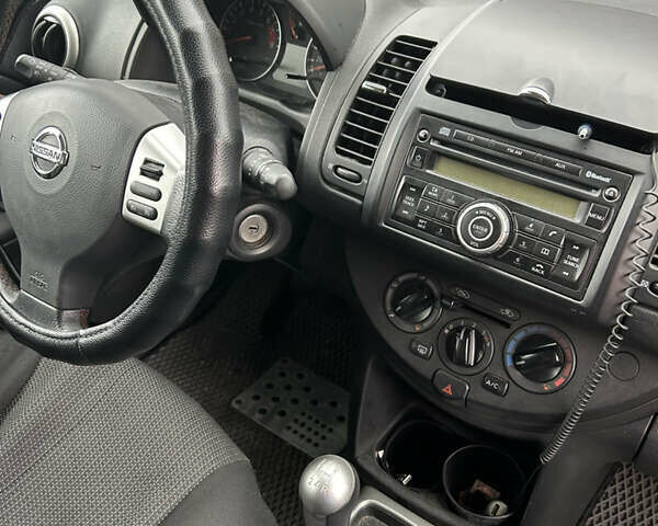 Ниссан Ноут, объемом двигателя 1.39 л и пробегом 246 тыс. км за 5900 $, фото 5 на Automoto.ua