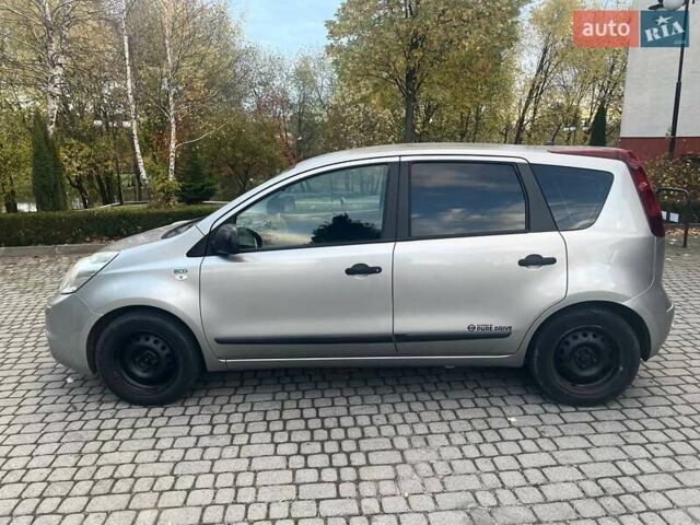 Ниссан Ноут, объемом двигателя 1.39 л и пробегом 169 тыс. км за 5099 $, фото 2 на Automoto.ua