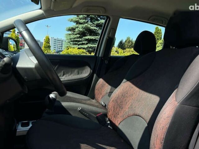 Ниссан Ноут, объемом двигателя 1.4 л и пробегом 122 тыс. км за 4999 $, фото 12 на Automoto.ua
