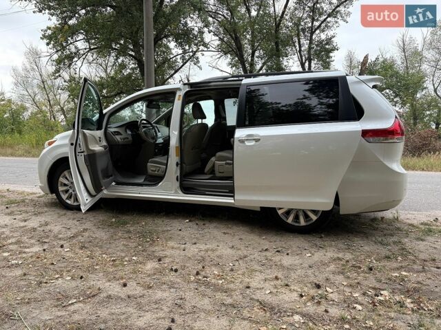 Ніссан Ноут, об'ємом двигуна 1.4 л та пробігом 118 тис. км за 6500 $, фото 11 на Automoto.ua