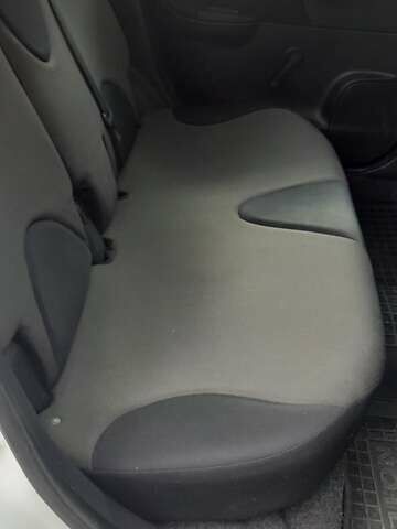 Ниссан Ноут, объемом двигателя 1.39 л и пробегом 117 тыс. км за 5700 $, фото 12 на Automoto.ua