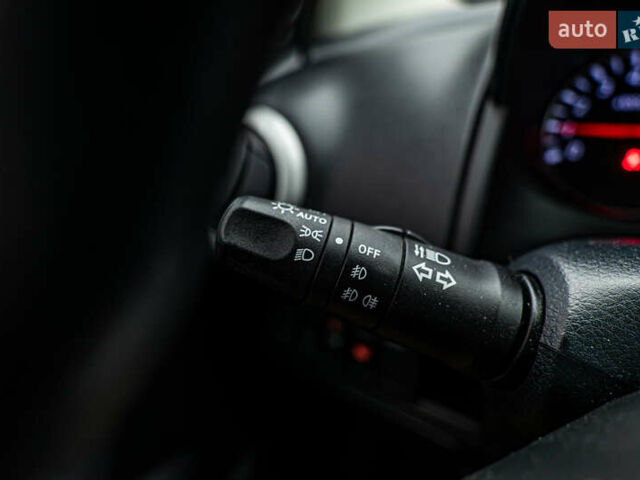 Ниссан Ноут, объемом двигателя 1.6 л и пробегом 122 тыс. км за 5430 $, фото 14 на Automoto.ua