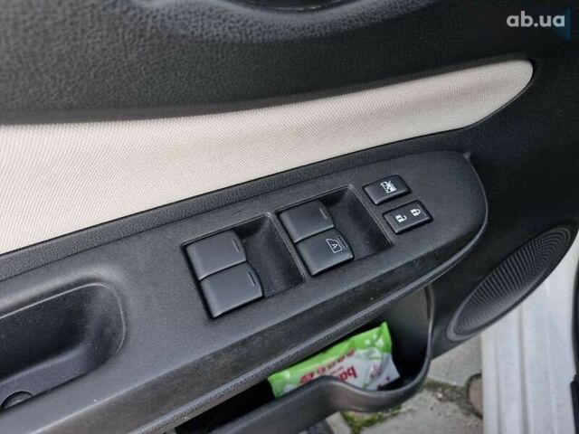 Ніссан Ноут, об'ємом двигуна 0 л та пробігом 53 тис. км за 11999 $, фото 12 на Automoto.ua
