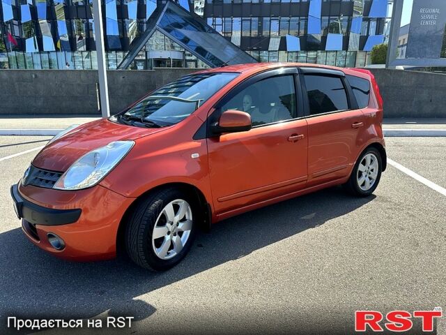 Ниссан Ноут, объемом двигателя 1.6 л и пробегом 214 тыс. км за 3999 $, фото 2 на Automoto.ua