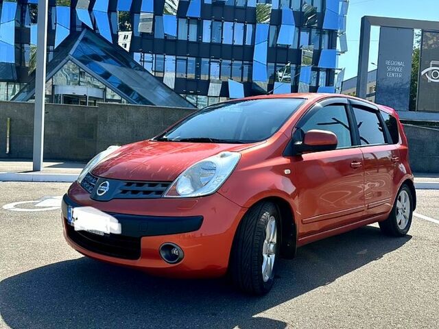 Ниссан Ноут, объемом двигателя 1.6 л и пробегом 214 тыс. км за 3999 $, фото 1 на Automoto.ua