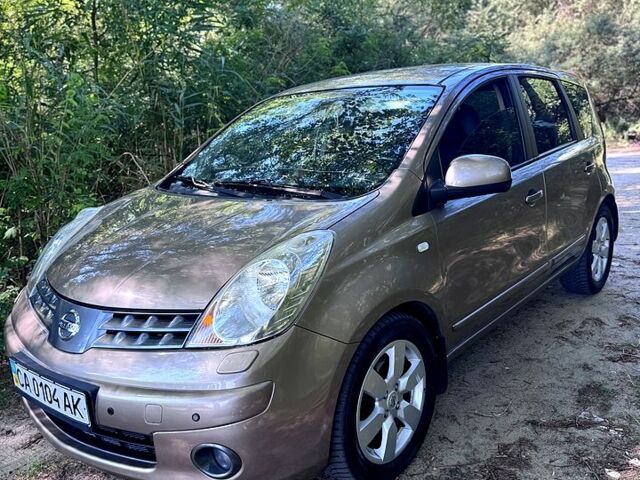 Ніссан Ноут, об'ємом двигуна 1.6 л та пробігом 155 тис. км за 6700 $, фото 2 на Automoto.ua