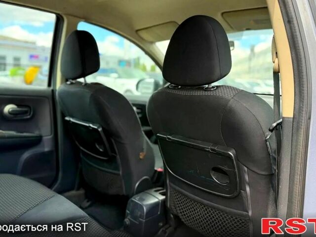 Ниссан Ноут, объемом двигателя 1.4 л и пробегом 227 тыс. км за 5000 $, фото 4 на Automoto.ua